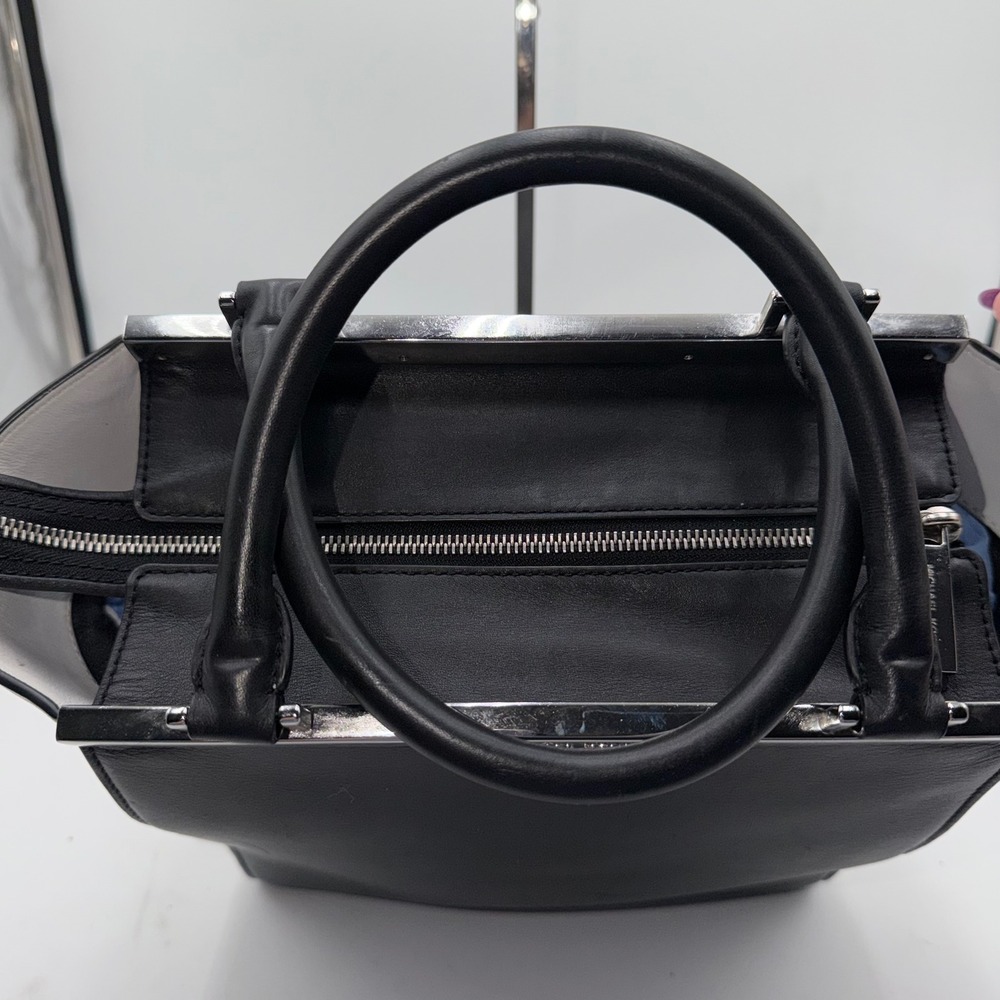 Michael Kors Black White Leather Frame Satchel Handbag Silver Tone Hardware - Picture 5 of 15